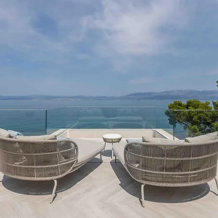 Villa Sapphire