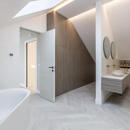 Sapphire Villa