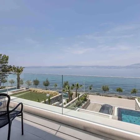 Sapphire Villa Sutivan