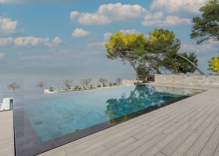 Sapphire Villa *